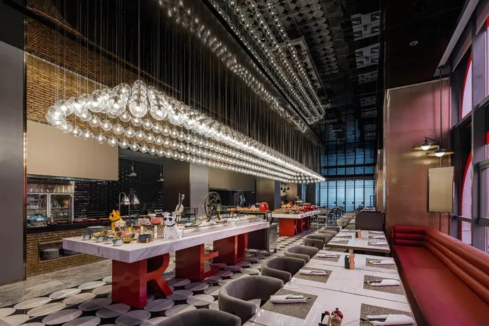 Radisson RED Hotel — 7