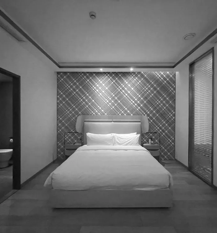 Shanghai · Blossom Hill — 8