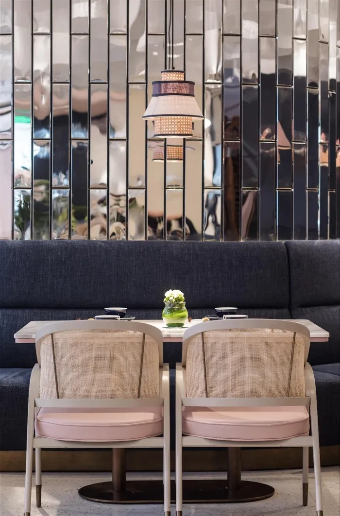 Shanghai · Spicy Different Restaurant — 7